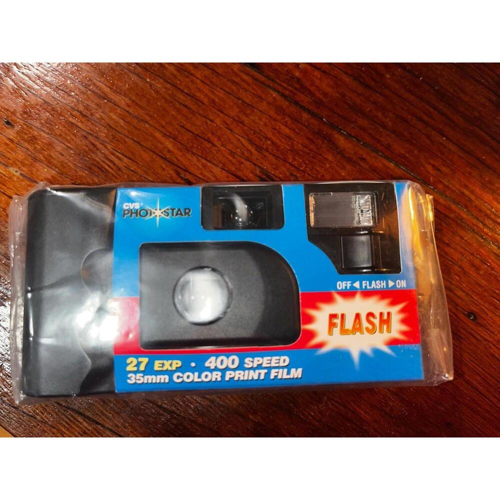 Fuji Film Quick Snap Flash Camera 27 Exposures Exp 08/2008 New SEALED